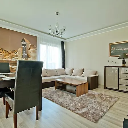 Spacious Oldtown Yacht Marina *