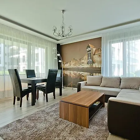 Spacious Oldtown Yacht Marina *