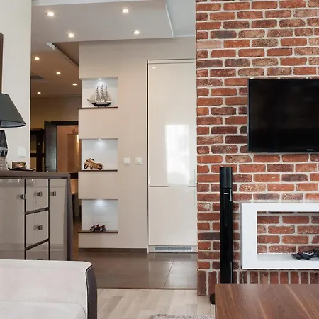 Spacious Oldtown Yacht Marina *