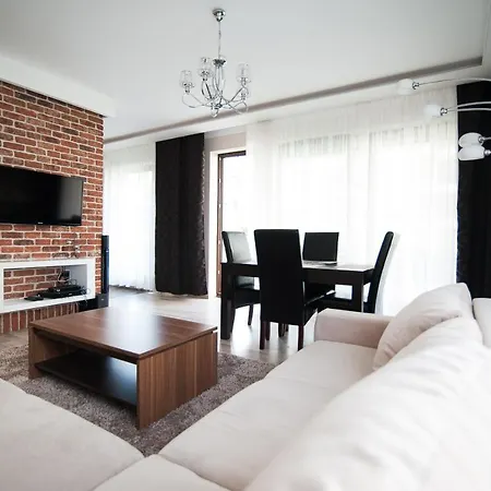 Spacious Oldtown Yacht Marina *