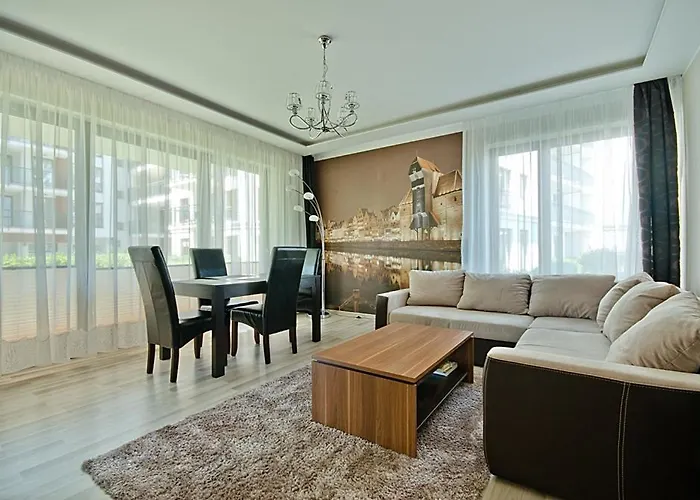 Spacious Oldtown Yacht Marina *