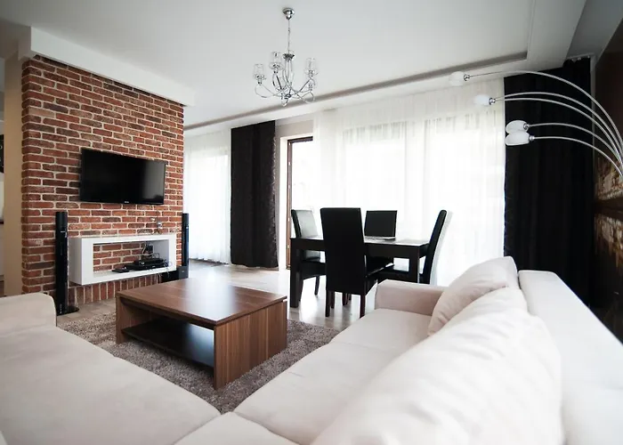 Spacious Oldtown Yacht Marina *